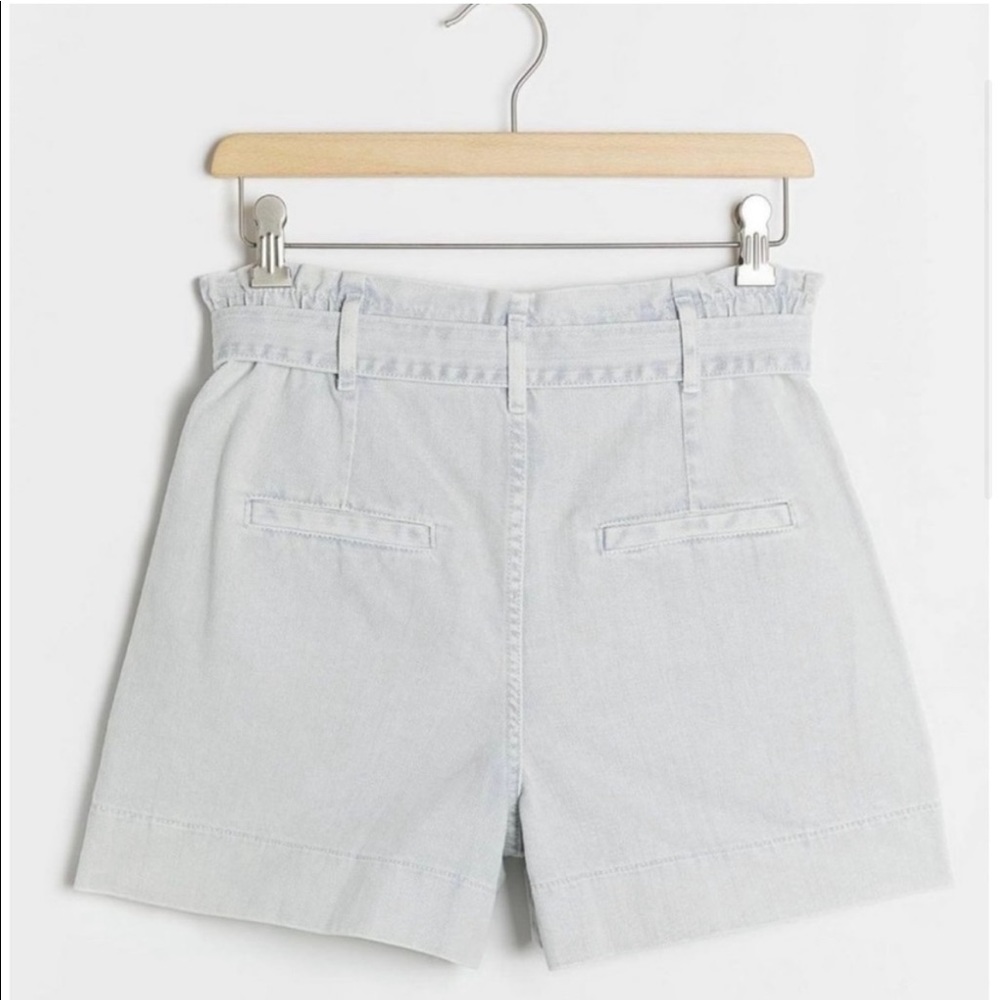 NWT Anthropologie Pilcro Ultra High Rise Paperbag Denim Shorts. Size 28 - Picture 2 of 10